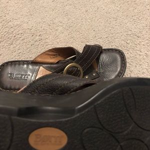 Women’s size 9M Born sandals